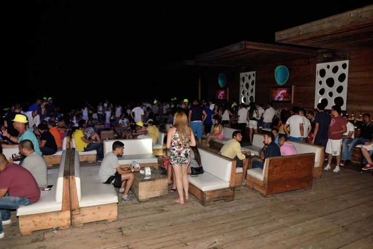Seas the night party
